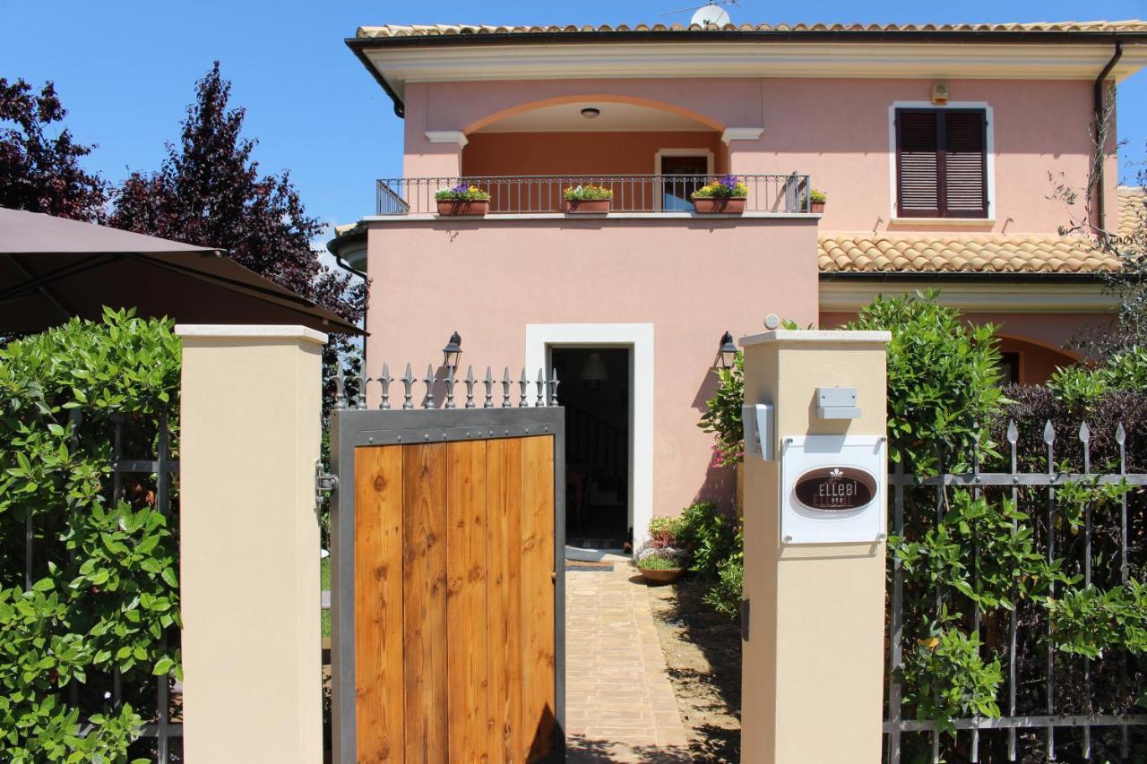 Ellebi B&B Montone  Екстериор снимка