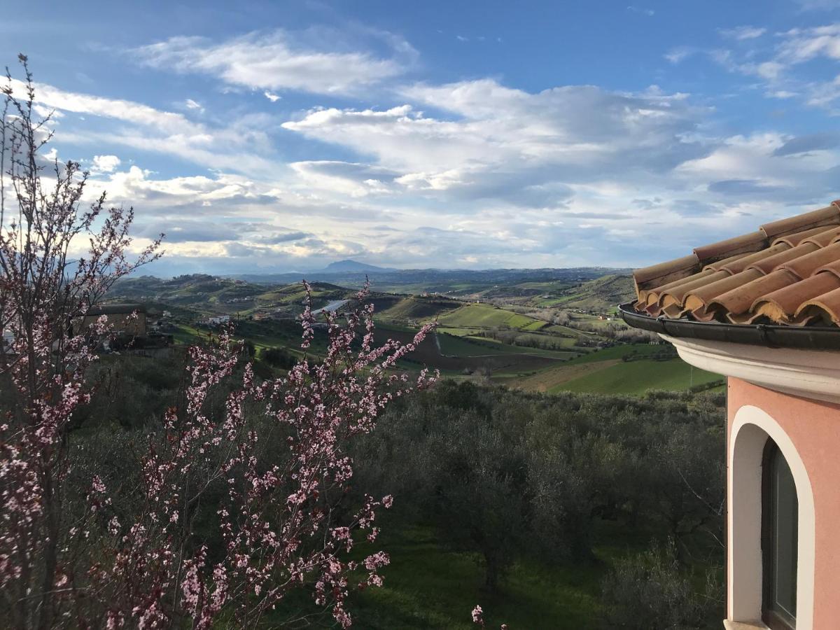 Ellebi B&B Montone  Екстериор снимка