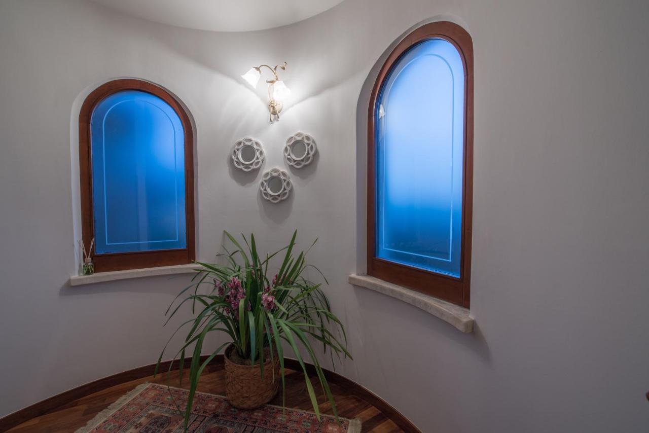 Ellebi B&B Montone  Екстериор снимка