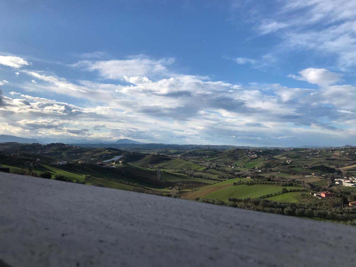 Ellebi B&B Montone  Екстериор снимка